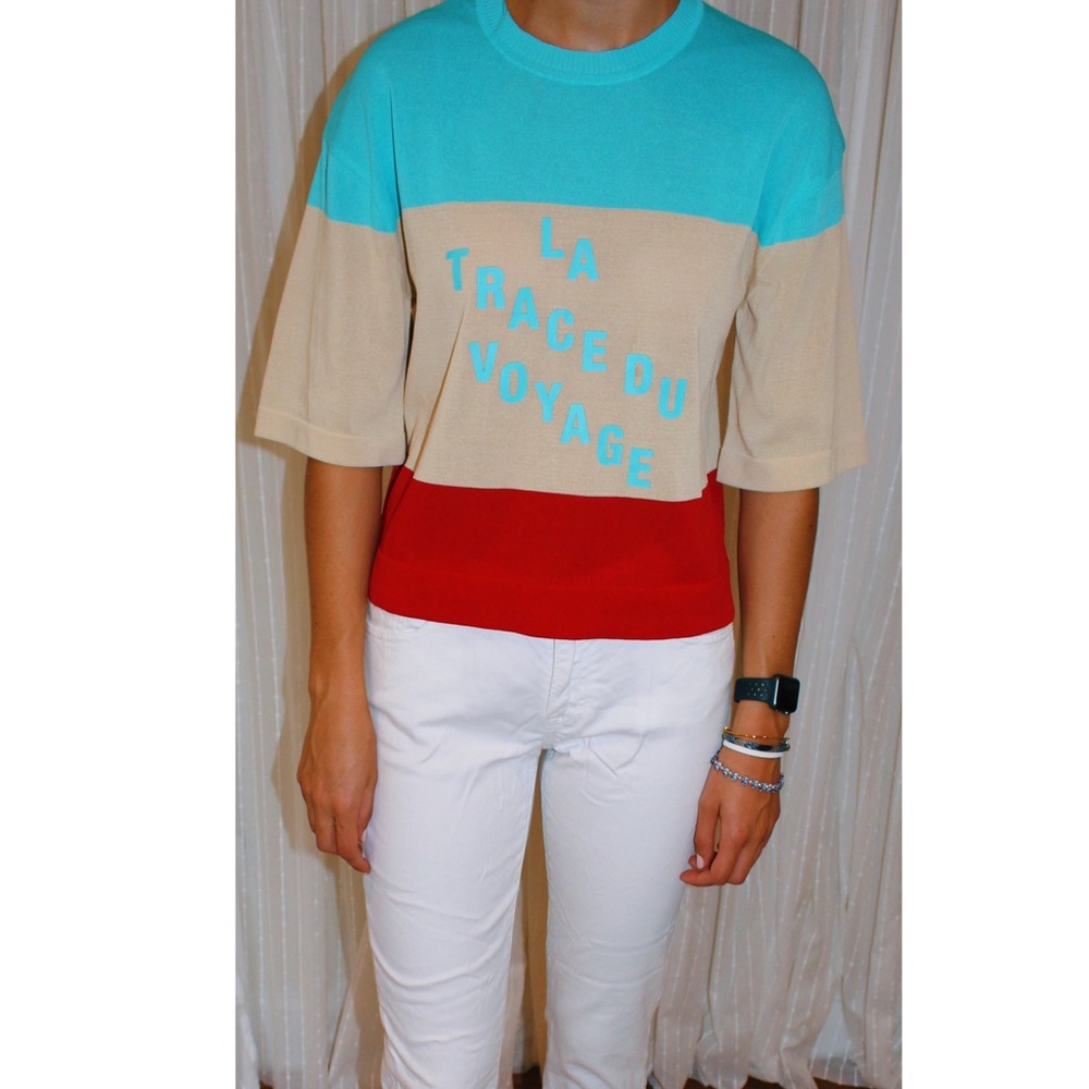 SURREAL BUT NICE color block top